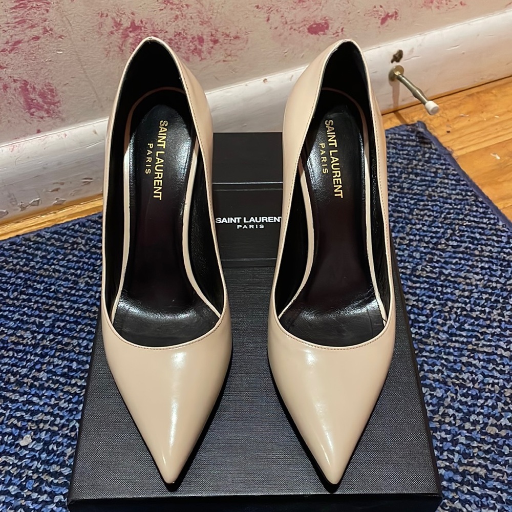 Saint Laurent Nude Heels
